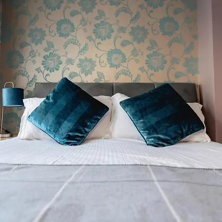 Blue Anchor House *